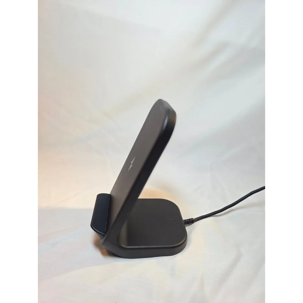 Dealworthy Wireless Charging Stand 10W Black Qi-Enabled Model 080-08-4962